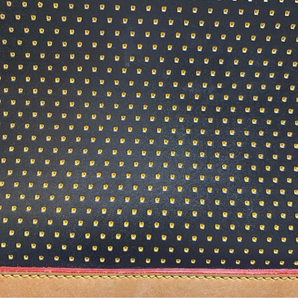 DOONEY & BOURKE | Vintage Shoulder Bag - Picture 17 of 17